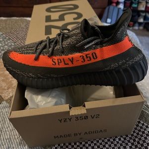 adidas Yeezy Boost 350 V2 “Carbon Beluga” Size 13.5 M Brand New in hand
